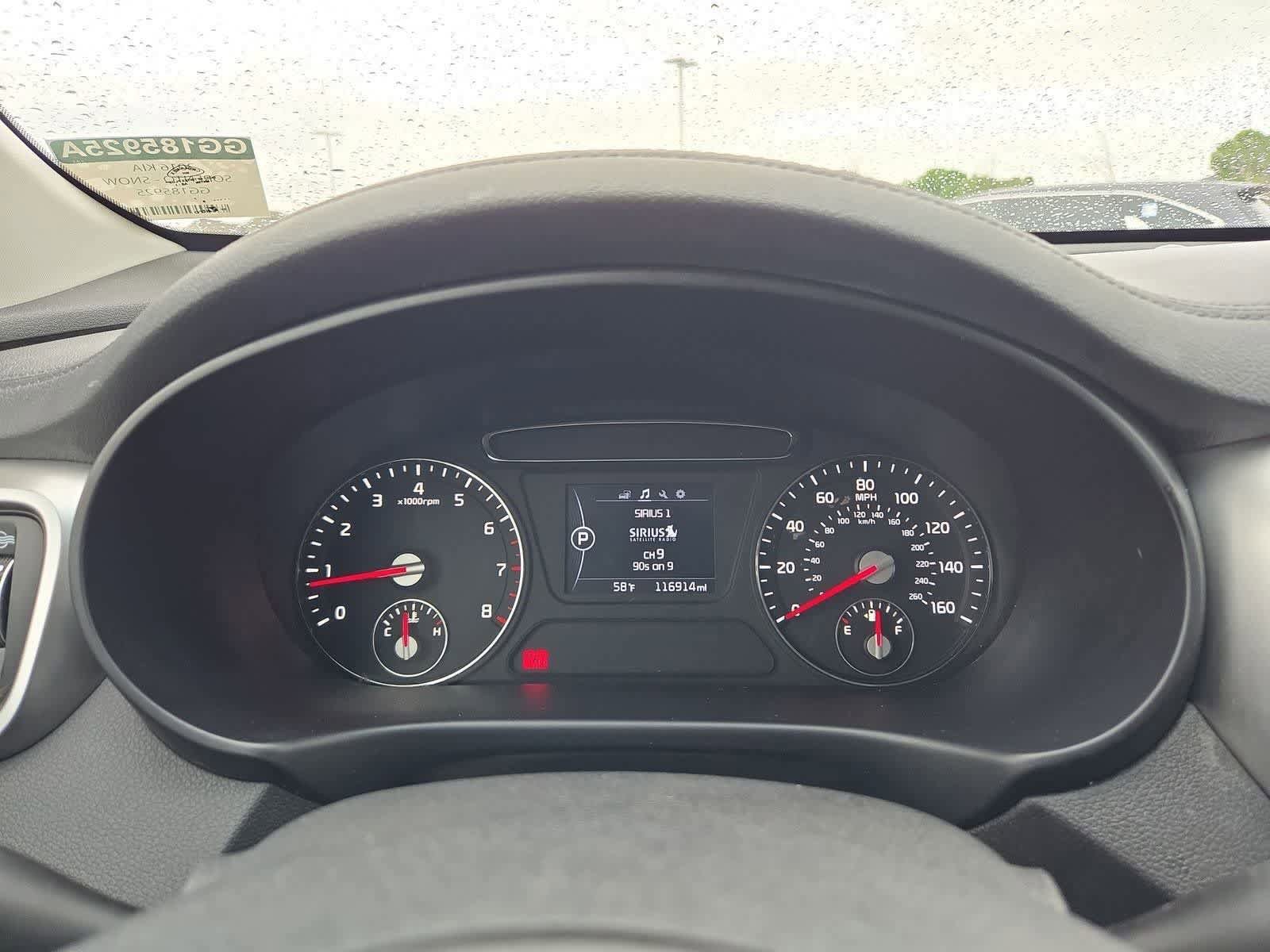 Used 2016 Kia Sorento FWD image 29