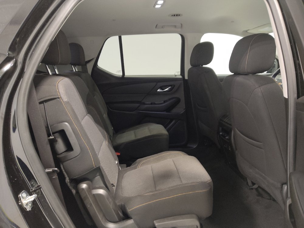 Used 2021 Chevrolet Traverse LT w/ LPO, Cargo Package AWD/4WD image 19