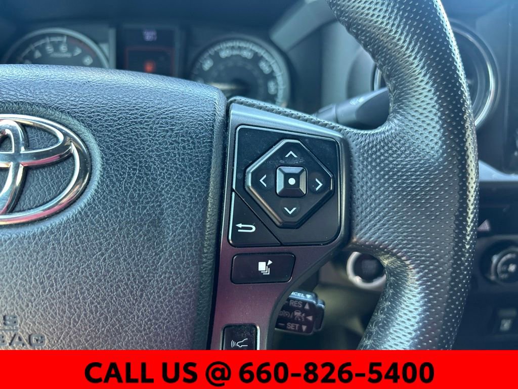 Used 2019 Toyota Tacoma TRD Off-Road AWD/4WD image 15
