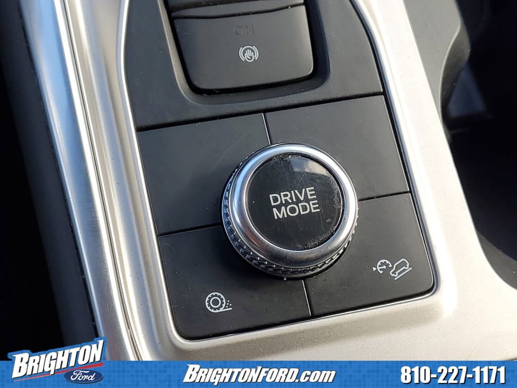 Used 2023 Ford Explorer XLT w/ Equipment Group 202A image 27