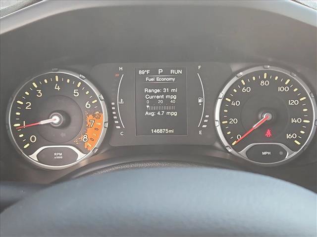 Used 2017 Jeep Renegade Latitude FWD image 14