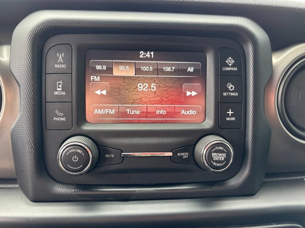 Used 2020 Jeep Wrangler Sport AWD/4WD image 22