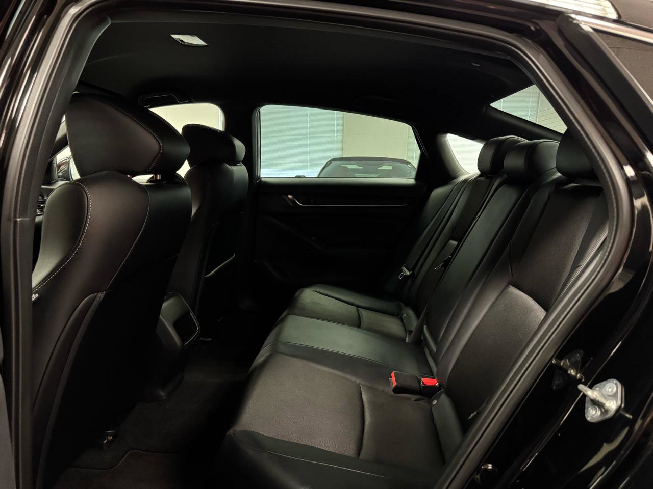Used 2018 Honda Accord Sport image 26