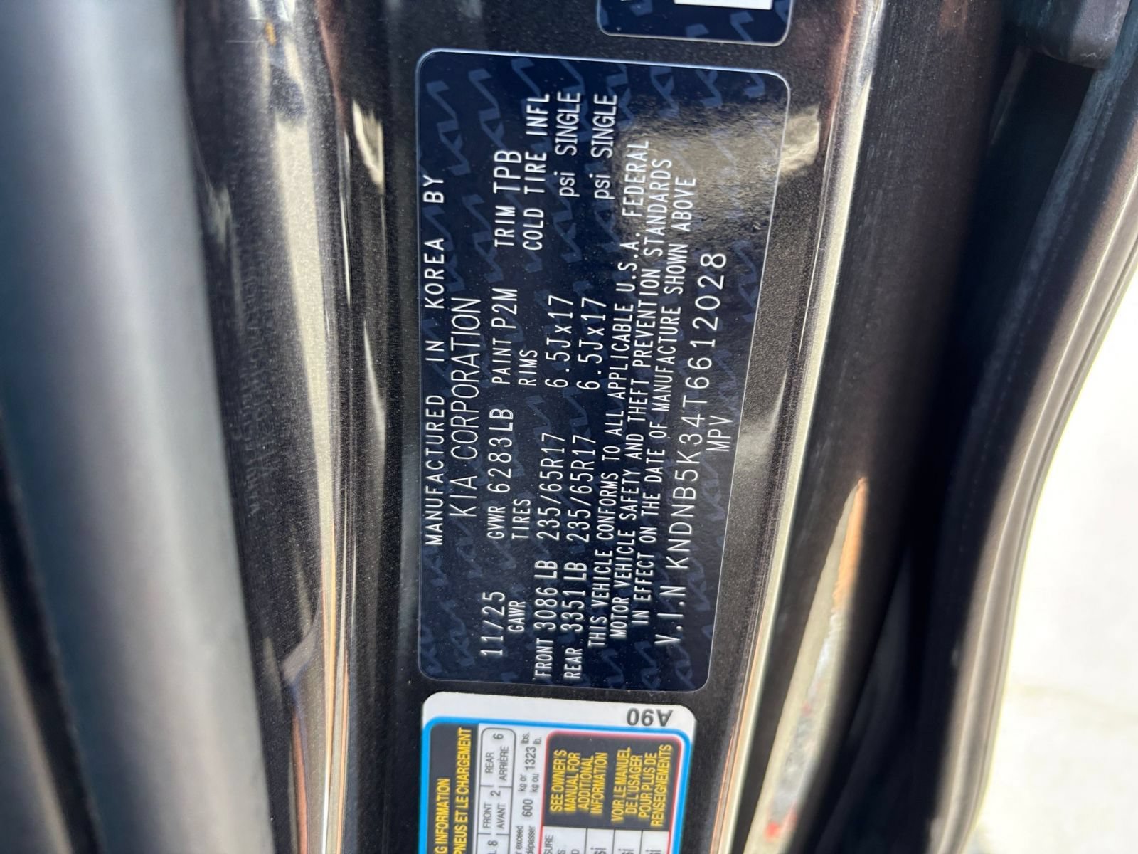 Used 2026 Kia Carnival FWD image 31