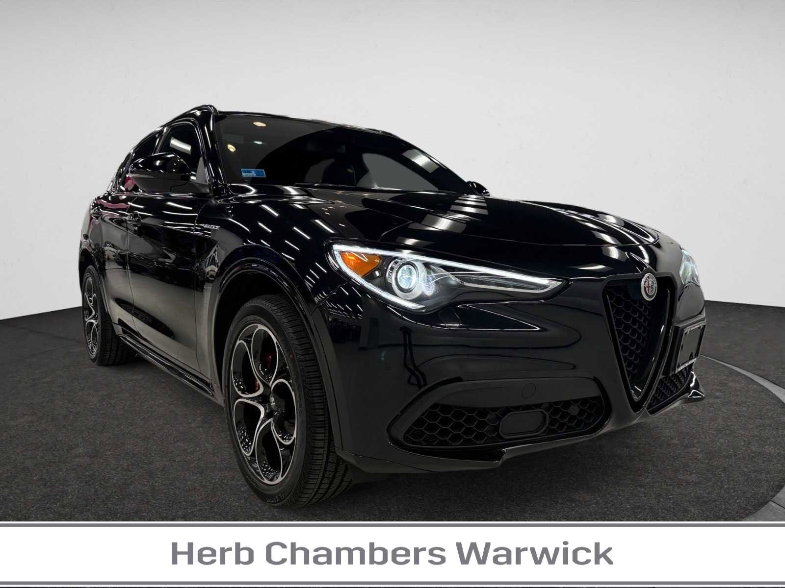 Used 2022 Alfa Romeo Stelvio Veloce