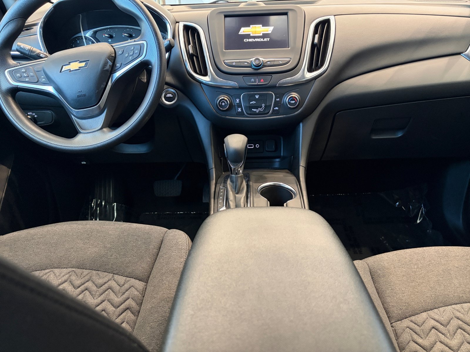 Used 2022 Chevrolet Equinox LT AWD/4WD image 17