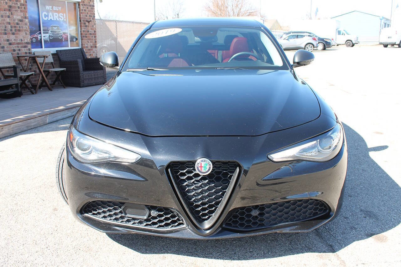 Used 2019 Alfa Romeo Giulia Ti w/ Nero Edizione image 8