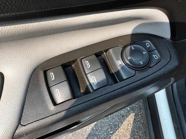 Used 2023 Chevrolet Equinox LT AWD/4WD image 16