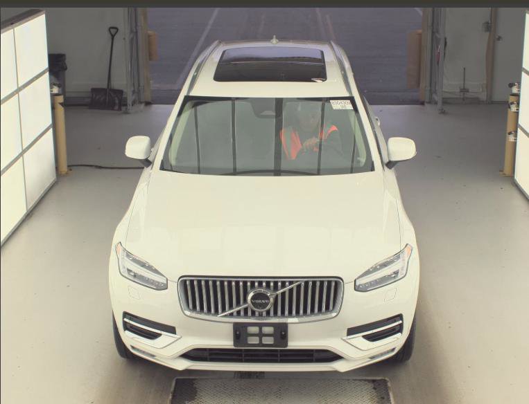 Certified 2024 Volvo XC90 B5 Plus w/ Protection Package Premier AWD/4WD image 14