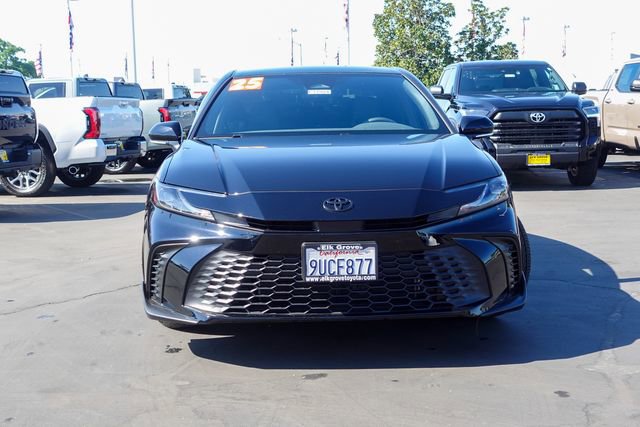 Certified 2025 Toyota Camry SE image 3