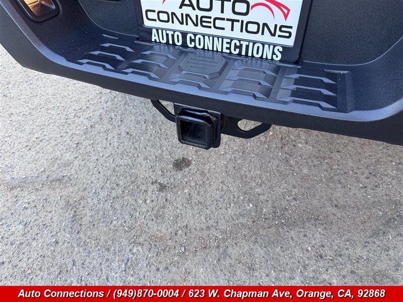 Used 2018 Toyota Tacoma SR w/ SR Convenience Package AWD/4WD image 31