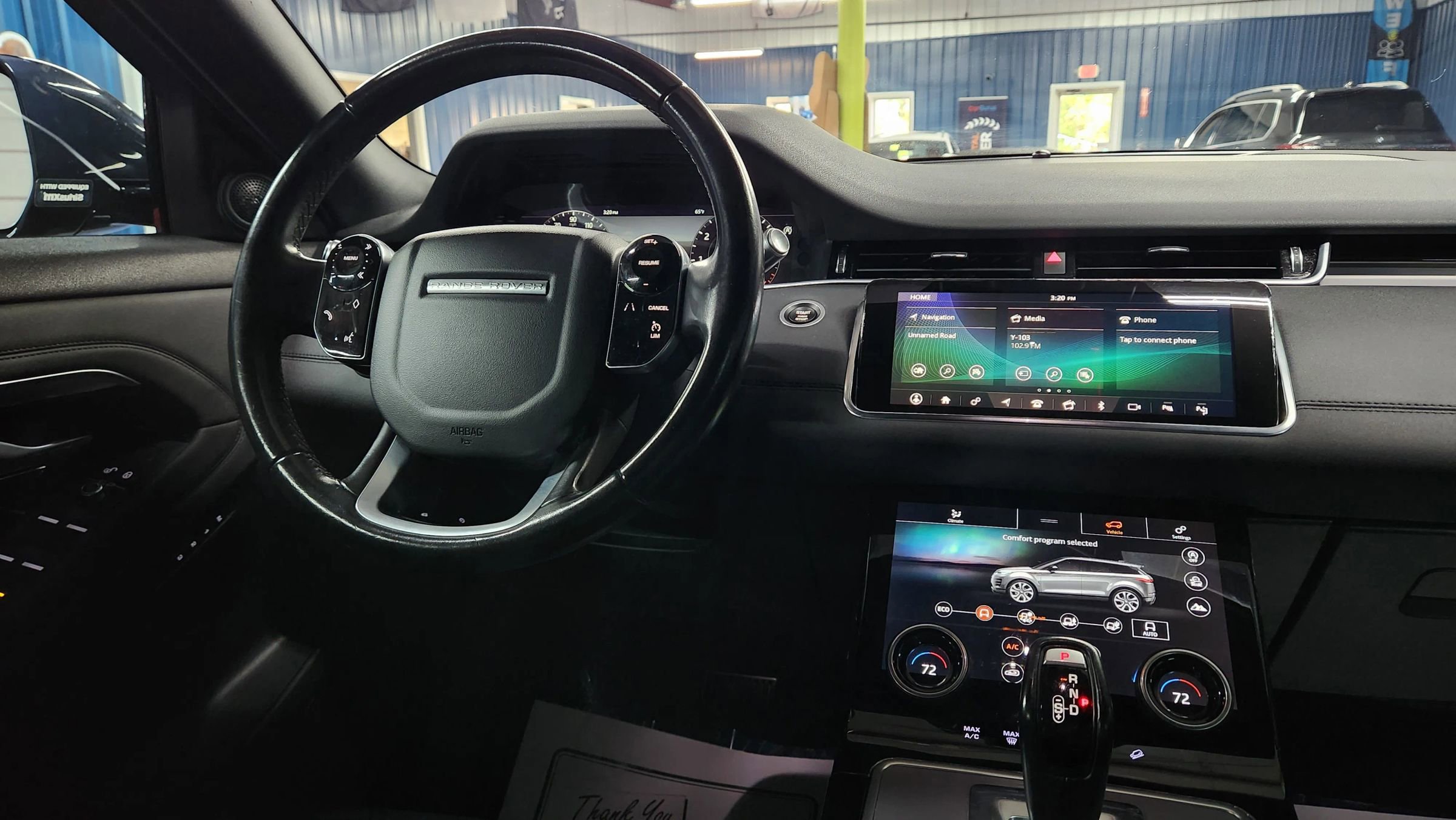 Used 2020 Land Rover Range Rover Evoque SE image 34