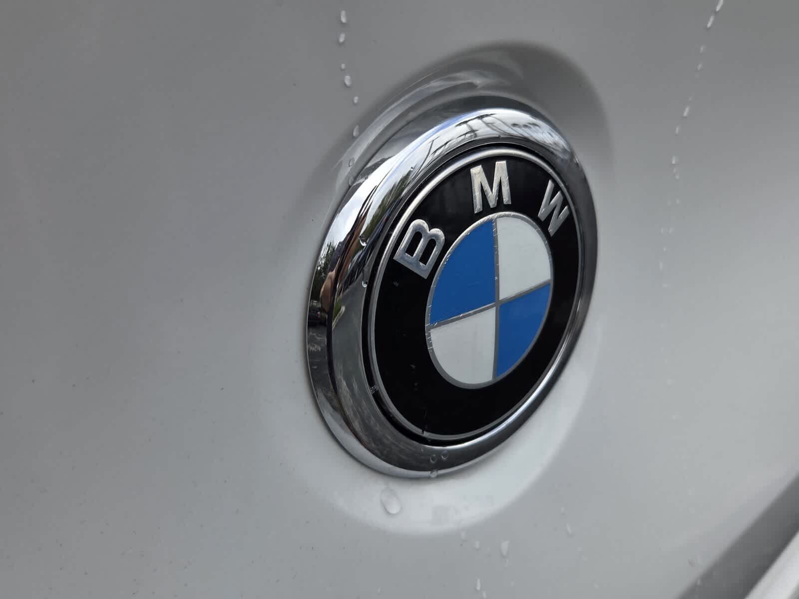 Used 2021 BMW X4 xDrive30i w/ Executive Package AWD/4WD image 15