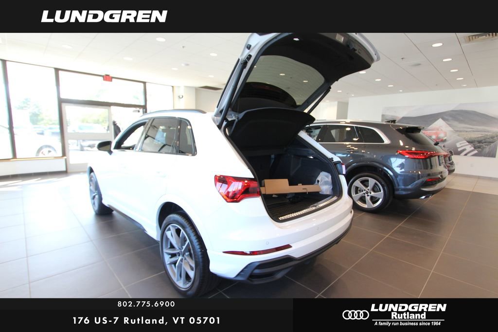 New 2025 Audi Q3 2.0T Premium image 5