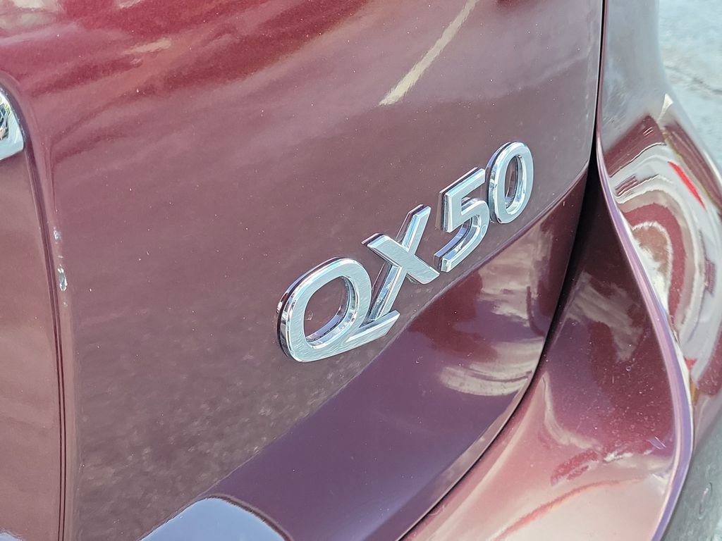 Used 2017 INFINITI QX50 2WD w/ Premium Plus Package image 5