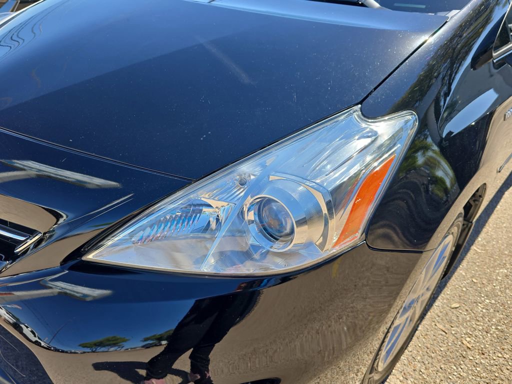 Used 2012 Toyota Prius V Three image 29