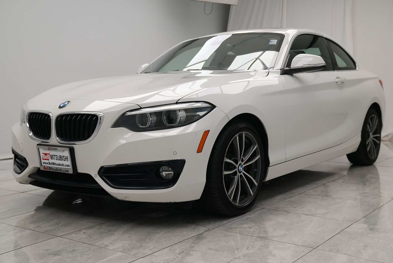 Used 2019 BMW 230i xDrive Coupe w/ Convenience Package image 3