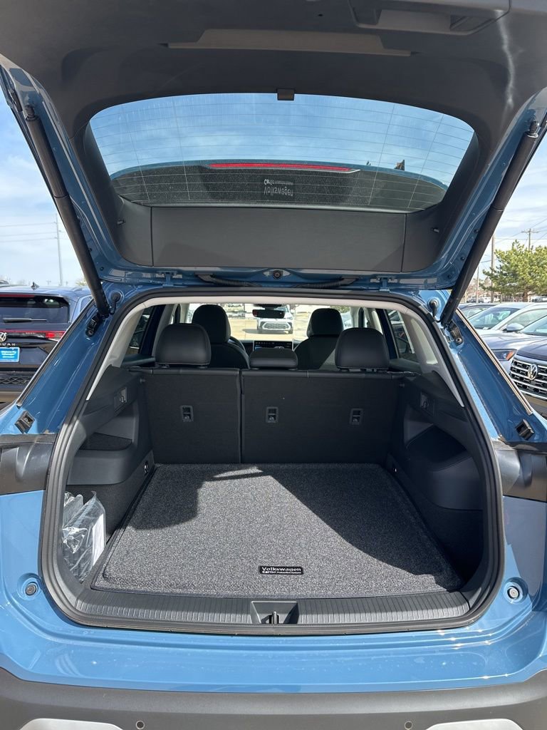 New 2026 Volkswagen Tiguan SE AWD/4WD image 15