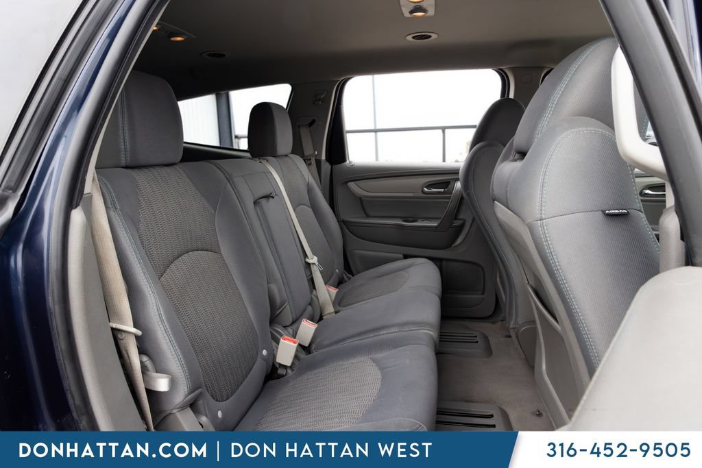 Used 2017 Chevrolet Traverse LS AWD/4WD image 19