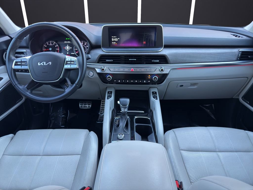 Used 2022 Kia Telluride SX w/ Towing Package image 13