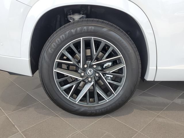 Used 2026 Lexus TX 350 AWD w/ Technology Package image 5