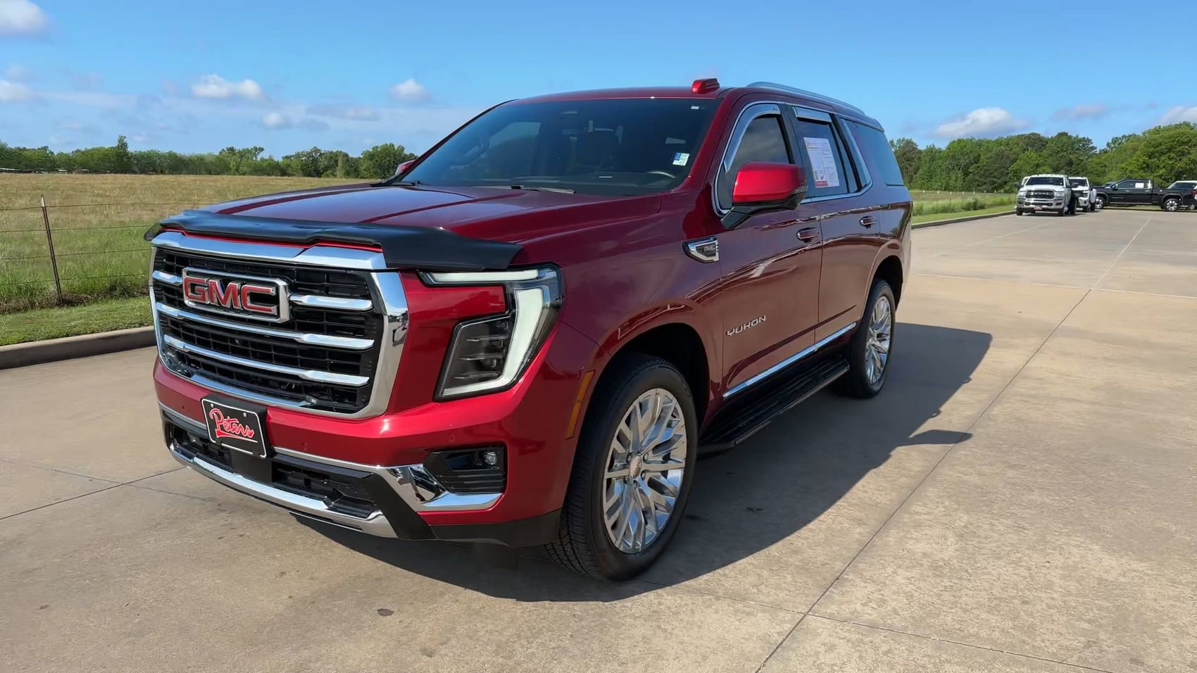Used 2025 GMC Yukon Elevation AWD/4WD image 5
