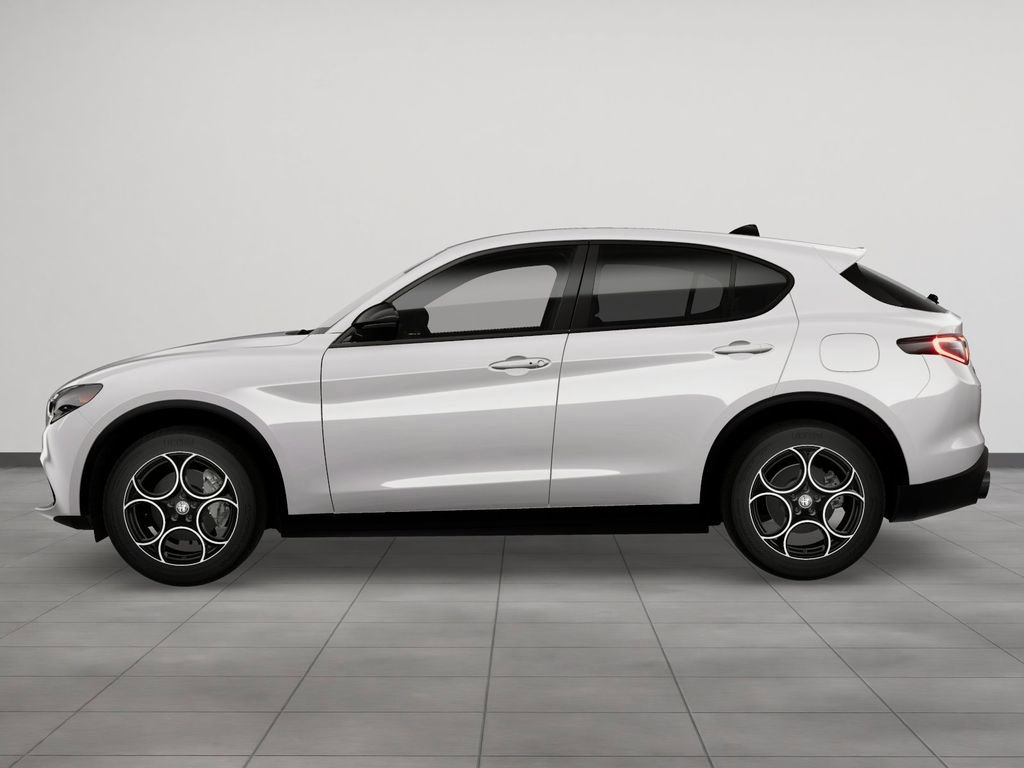 New 2026 Alfa Romeo Stelvio Sprint image 3