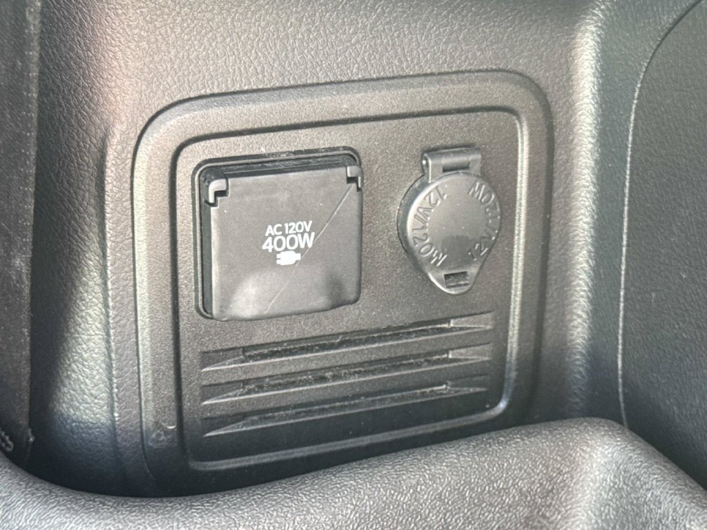 Used 2024 Toyota 4Runner SR5 AWD/4WD image 8