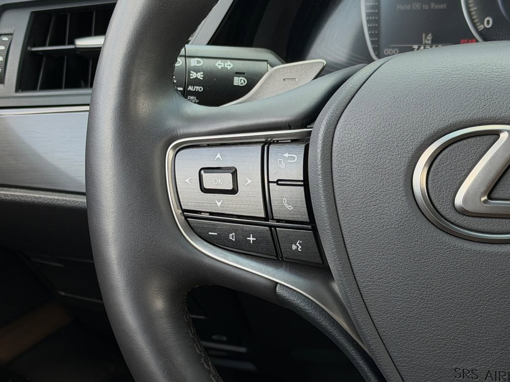 Used 2022 Lexus ES 350 350 w/ Premium Package image 18