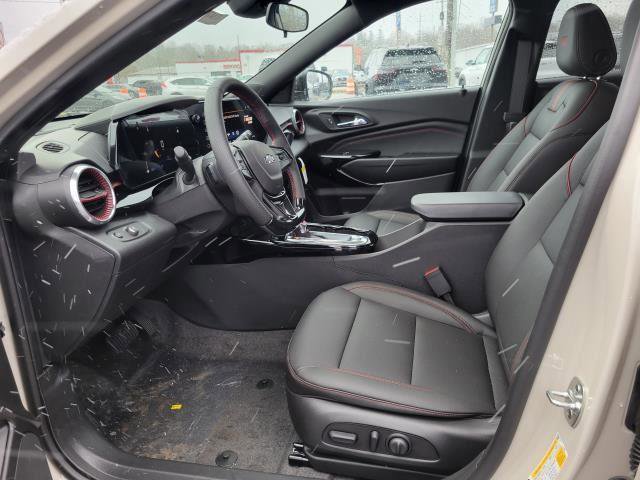New 2026 Chevrolet Trax RS w/ Sunroof Package FWD image 8