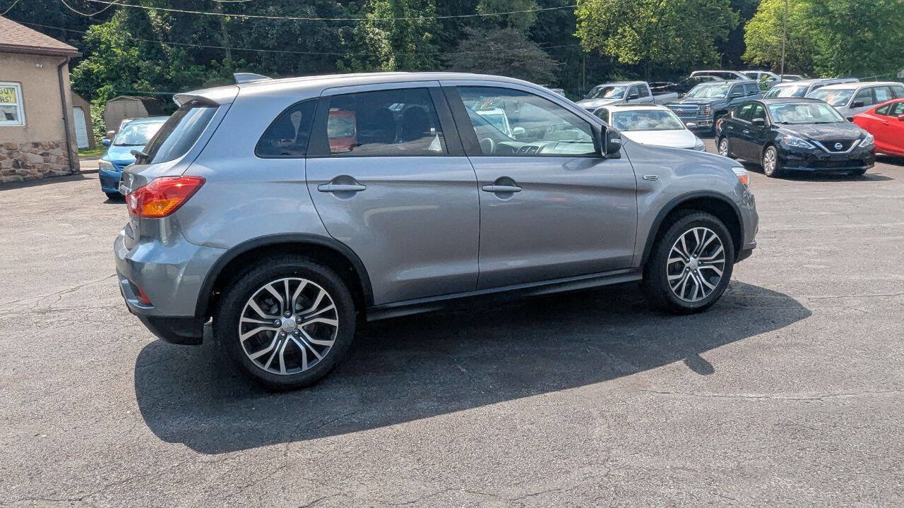 Used 2019 Mitsubishi Outlander Sport LE image 9