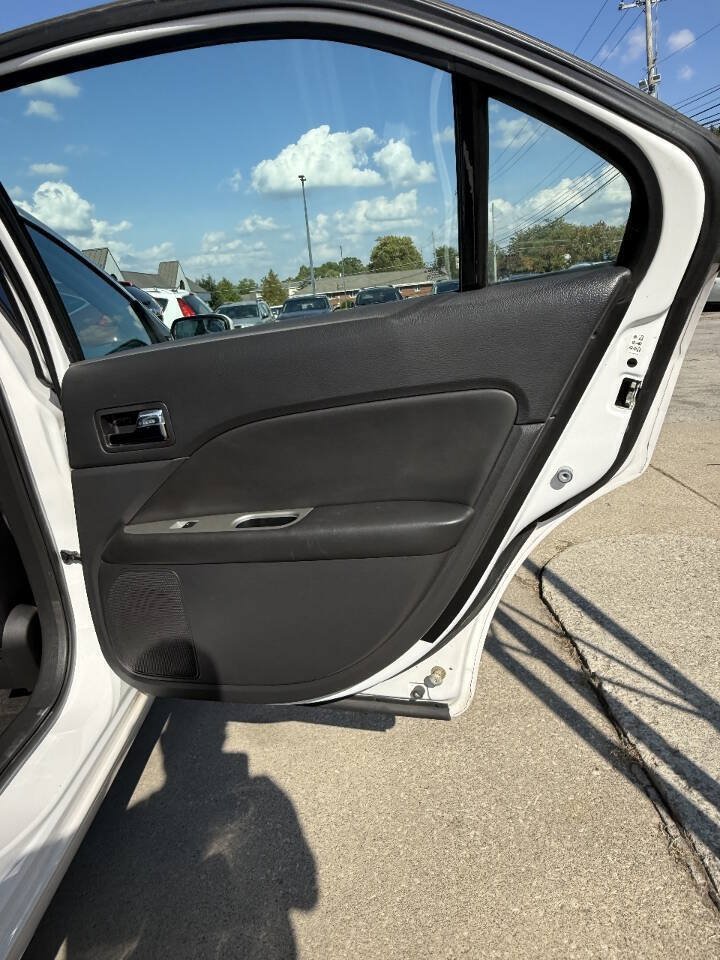 Used 2011 Ford Fusion SEL w/ 301A Rapid Spec Order Code FWD image 11