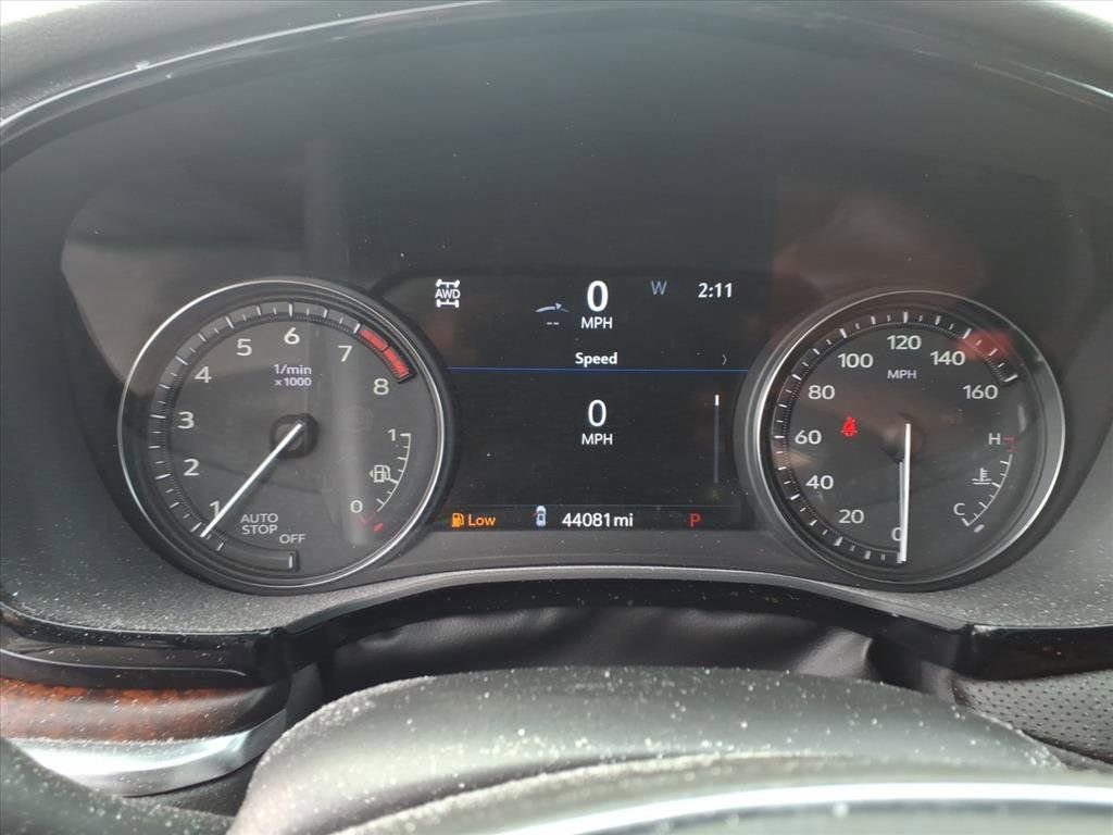 Certified 2022 Cadillac XT5 Sportv w/ Technology Package image 12