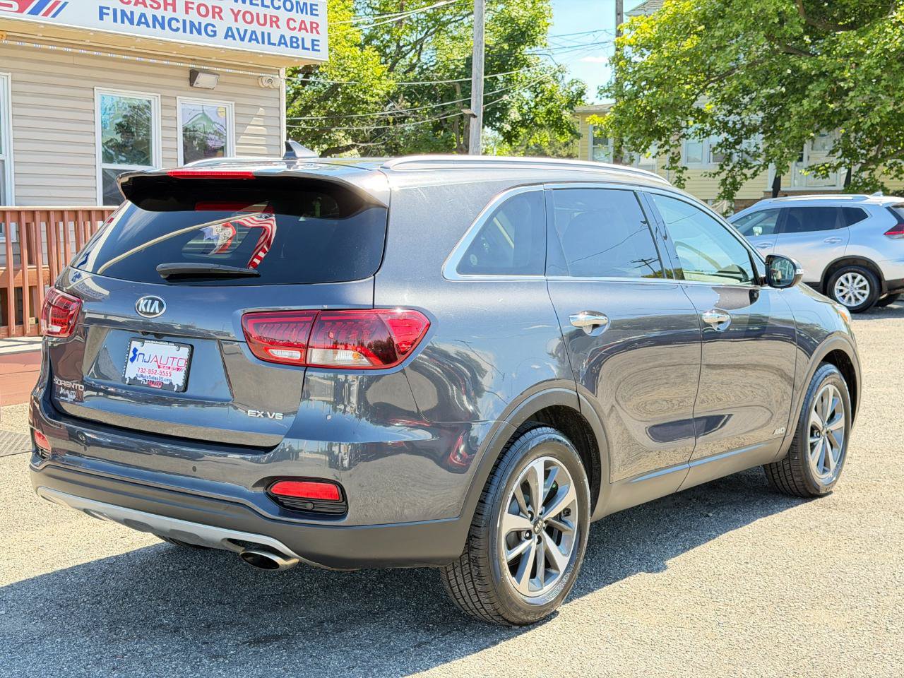 Used 2019 Kia Sorento EX AWD/4WD image 4