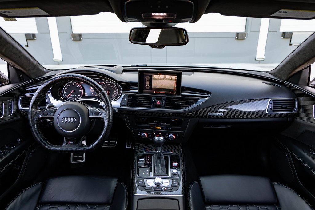 Used 2017 Audi RS 7 Prestige w/ Carbon-Optic Package image 34