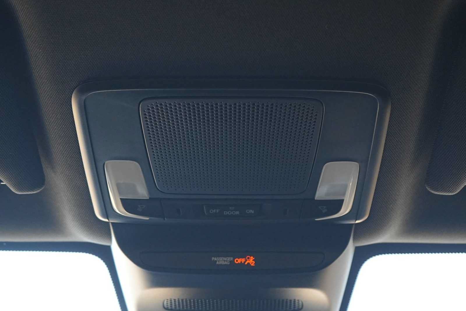 Certified 2025 Honda HR-V Sport image 25