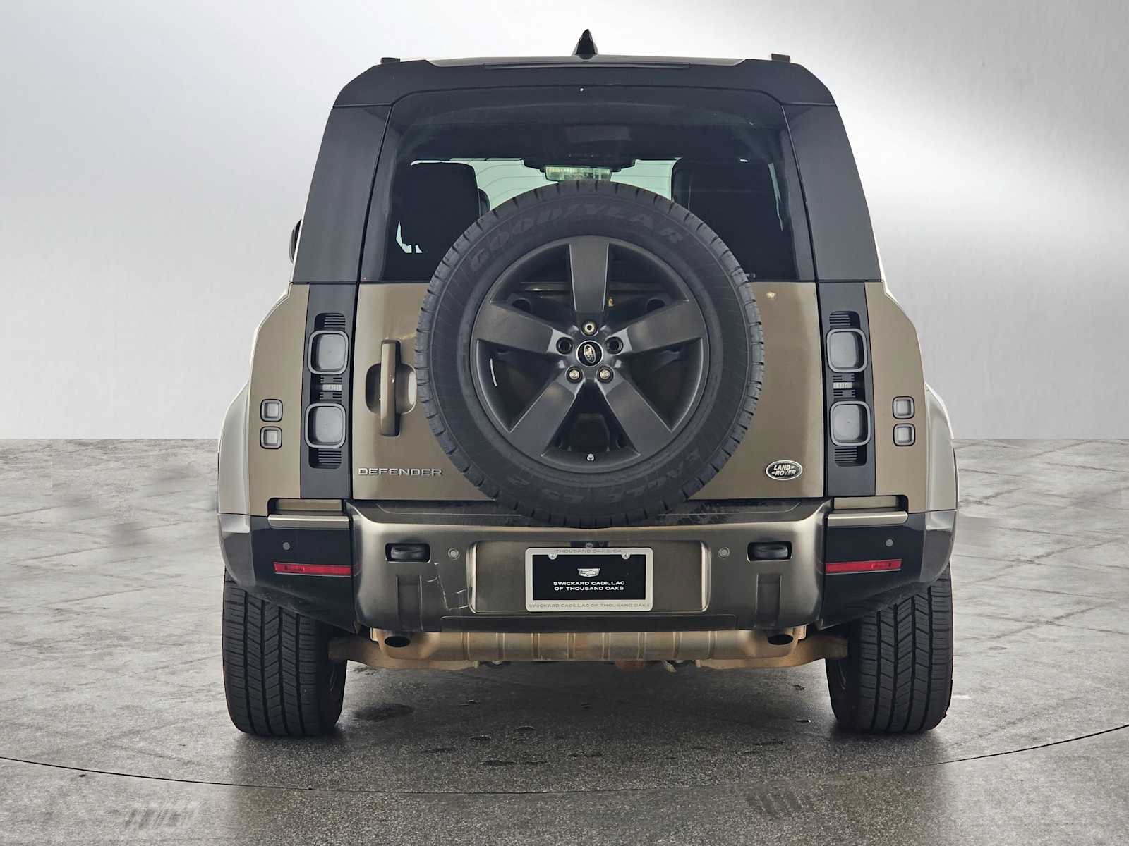 Used 2020 Land Rover Defender 110 X AWD/4WD image 5