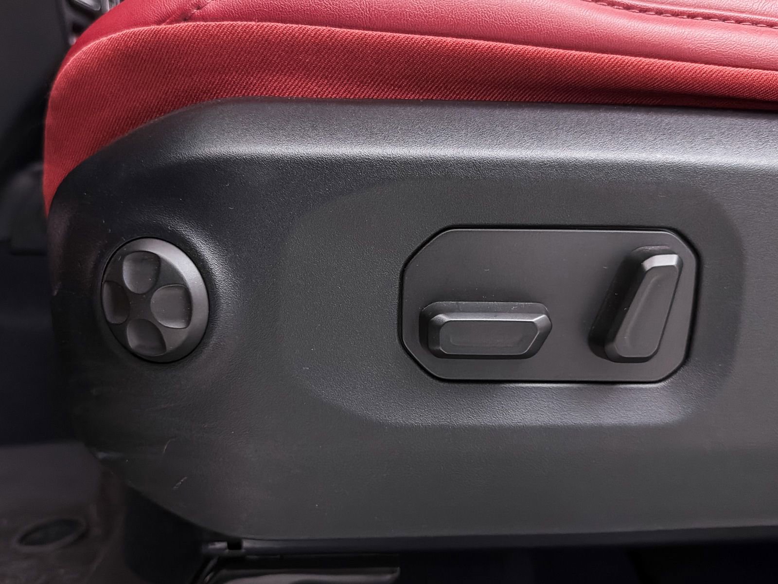 Used 2024 Jeep Wrangler Unlimited Rubicon 392 AWD/4WD image 20