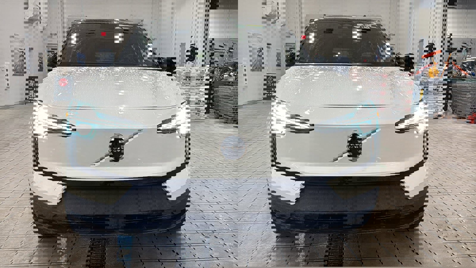 New 2026 Volvo EX30 Plus image 10