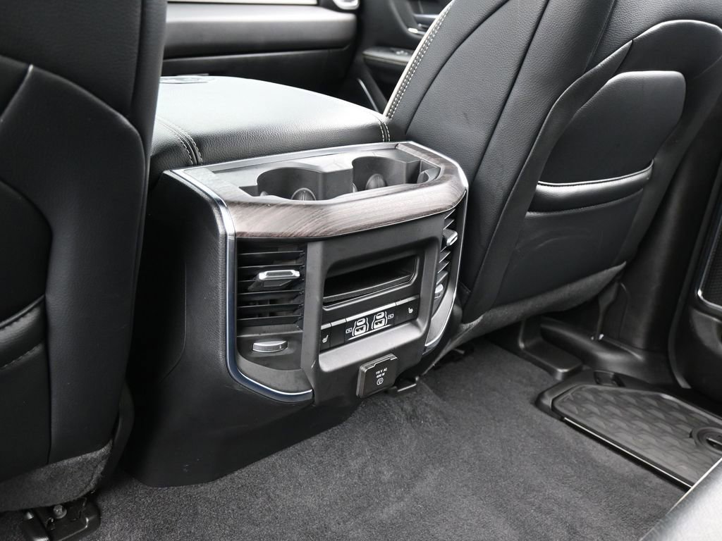 Used 2025 RAM 1500 Laramie image 39