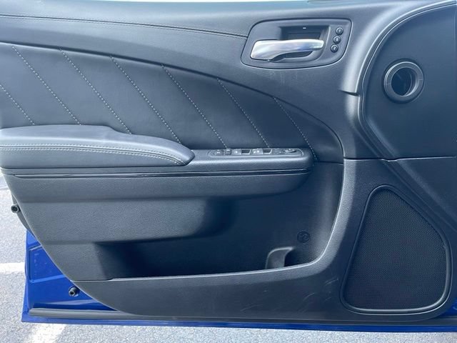 Used 2022 Dodge Charger SXT w/ Plus Group AWD/4WD image 9