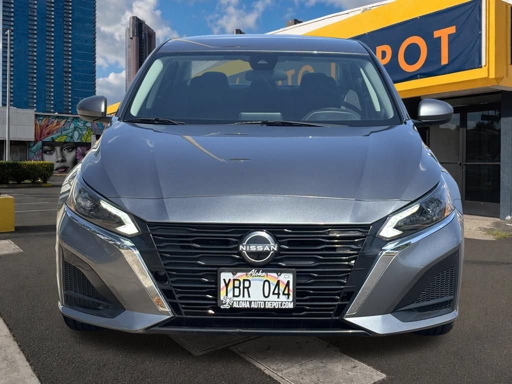 Used 2023 Nissan Altima 2.5 SV FWD image 7
