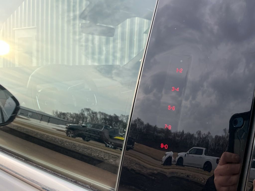 Used 2025 Lincoln Navigator L Reserve image 7