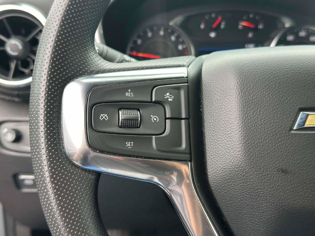 Used 2025 Chevrolet Blazer LT AWD/4WD image 22