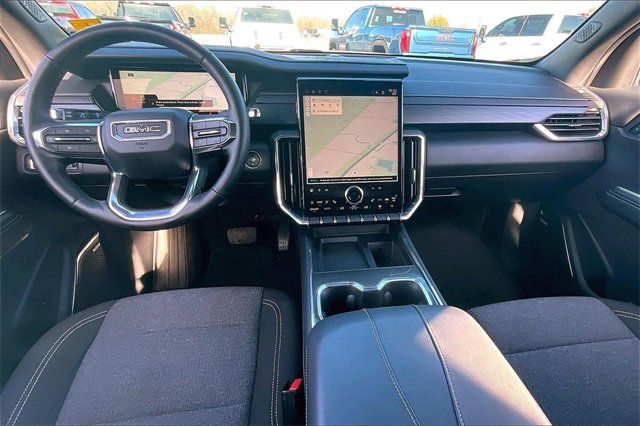 Used 2025 GMC Acadia Elevation image 7