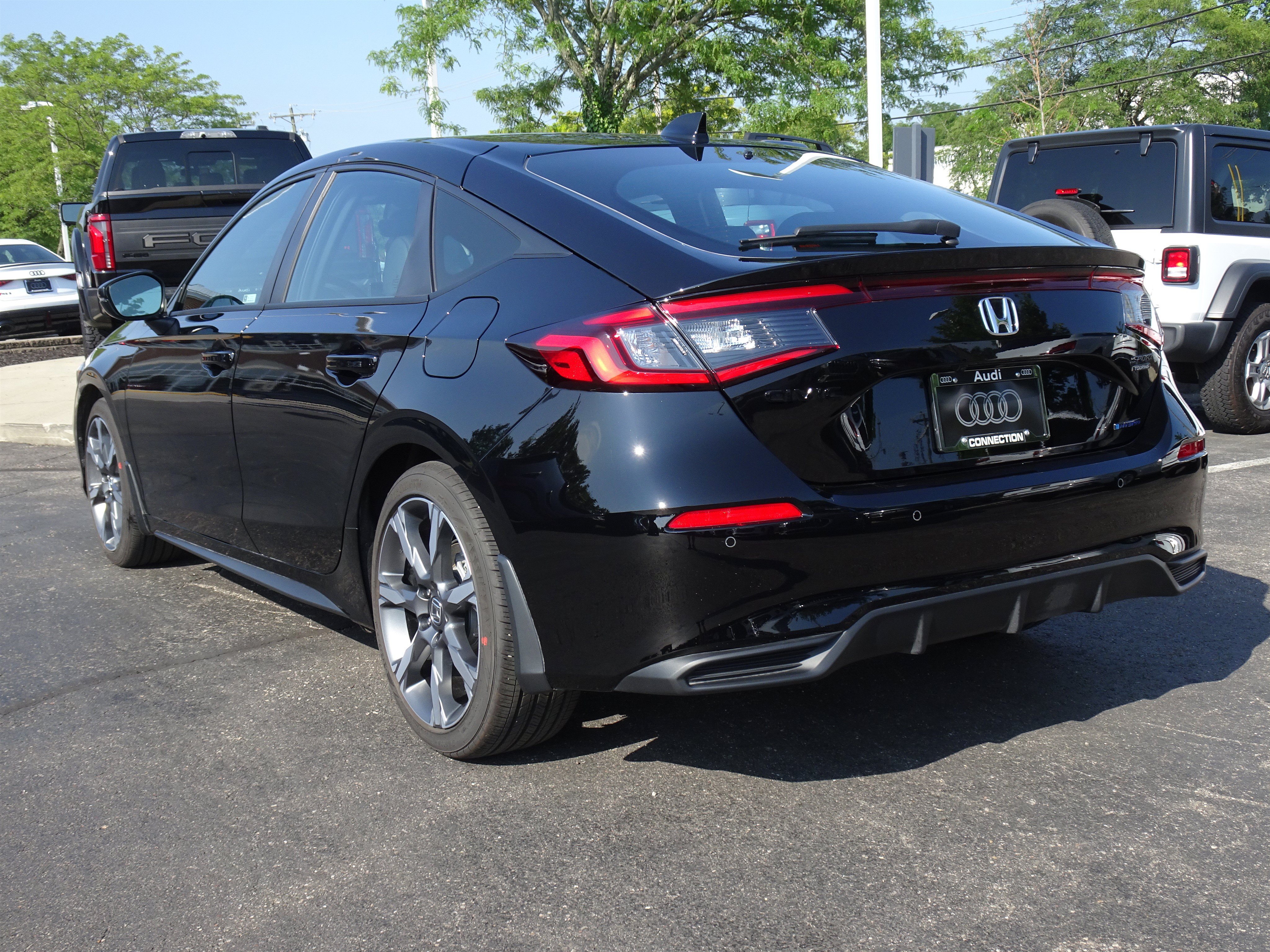 Used 2026 Honda Civic Sport Touring image 3