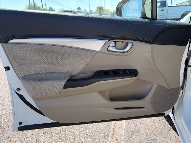 Used 2015 Honda Civic Hybrid Sedan image 14