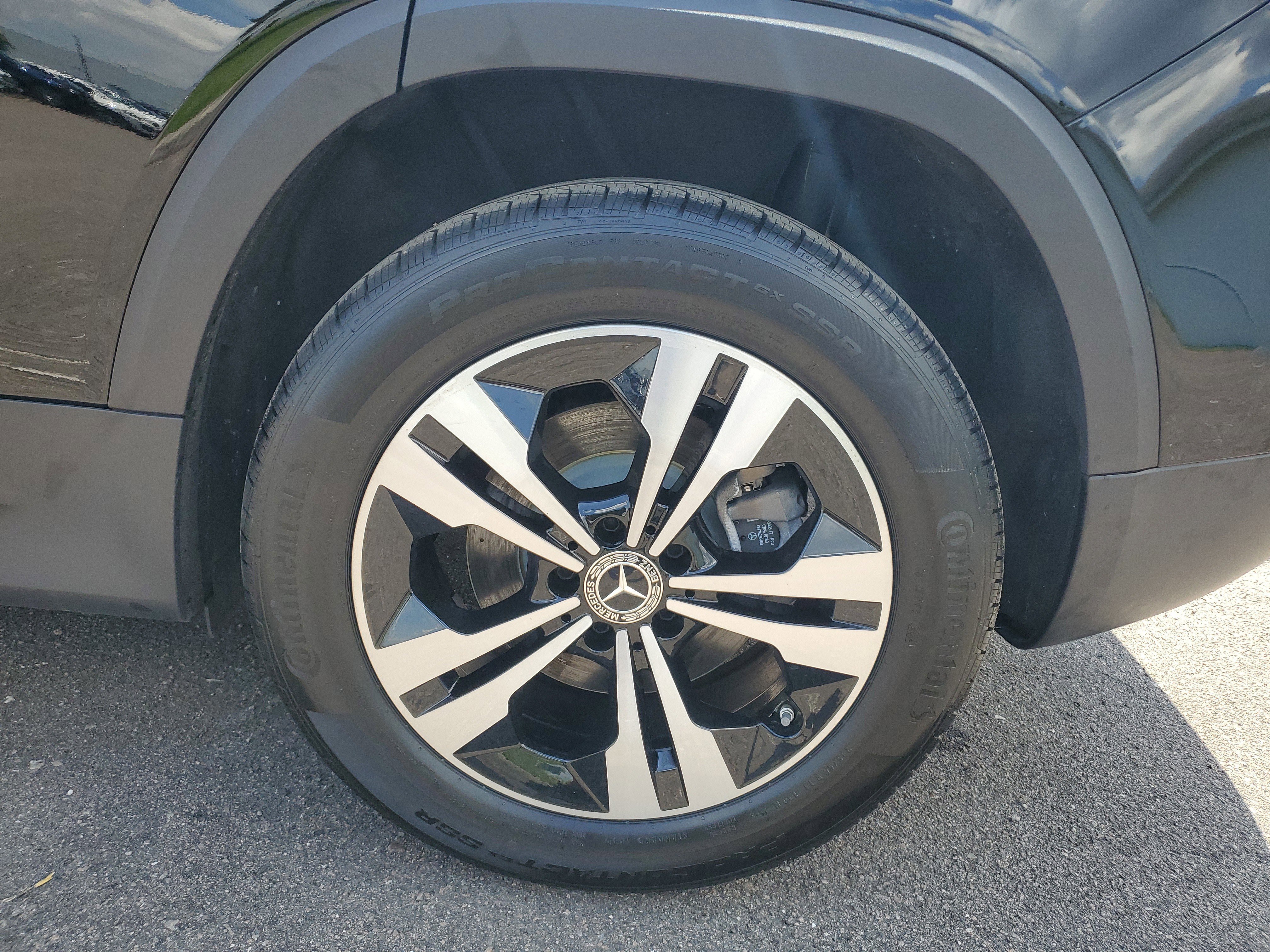 Certified 2025 Mercedes-Benz GLB 250 image 6