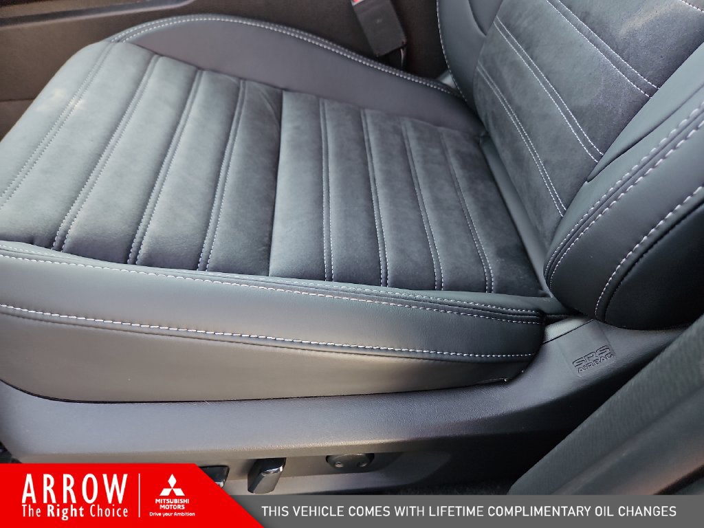 New 2026 Mitsubishi Outlander SE FWD image 24