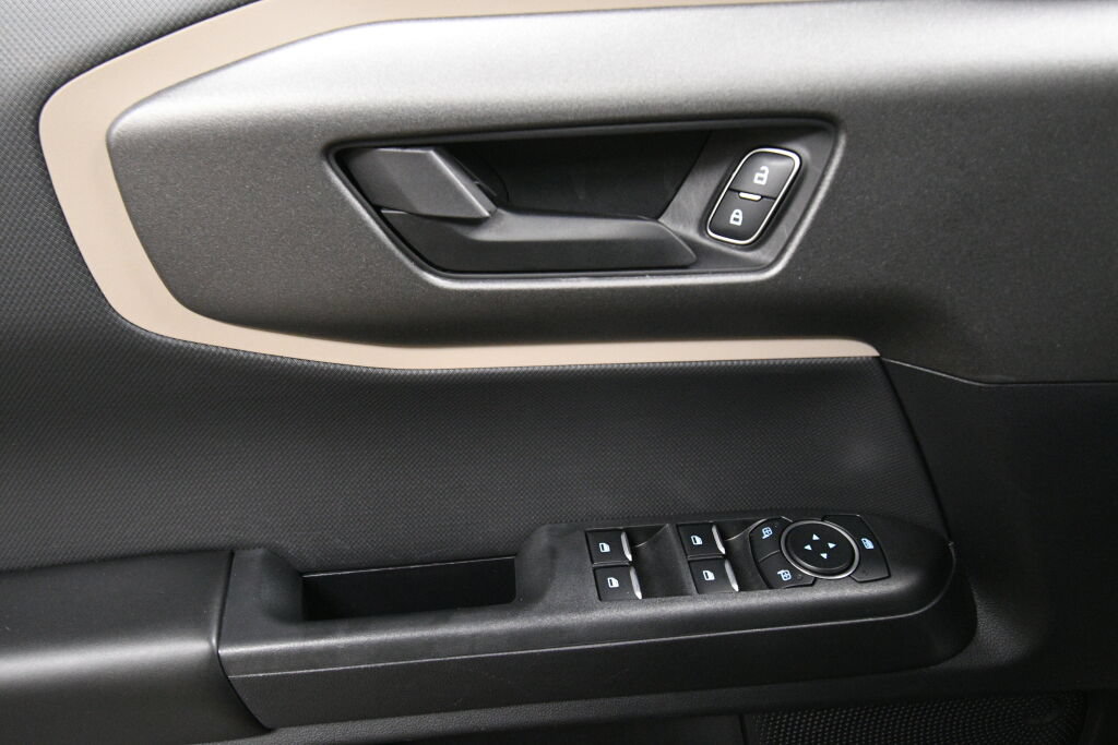Used 2025 Ford Bronco Sport Big Bend AWD/4WD image 11